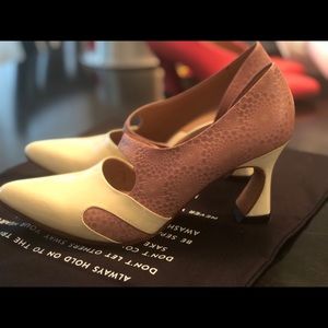Fluevog Earhart Pumps
